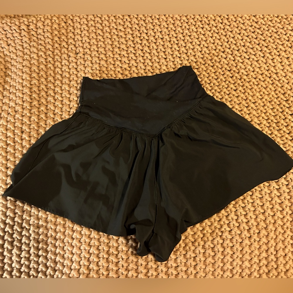 OFFLINE By Aerie Real Me Crossover Flowy Short